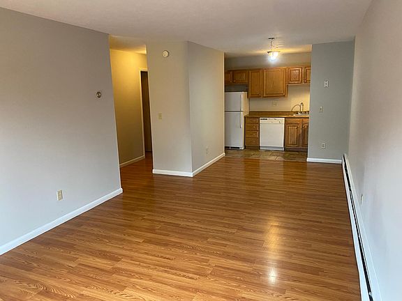 3rd image of 4902 Chalet Dr Unit 706