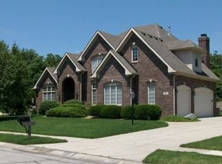 6608 Cherbourg Cir, Indianapolis, IN