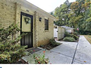 365 Valleybrook Dr, Lancaster, PA 17601
