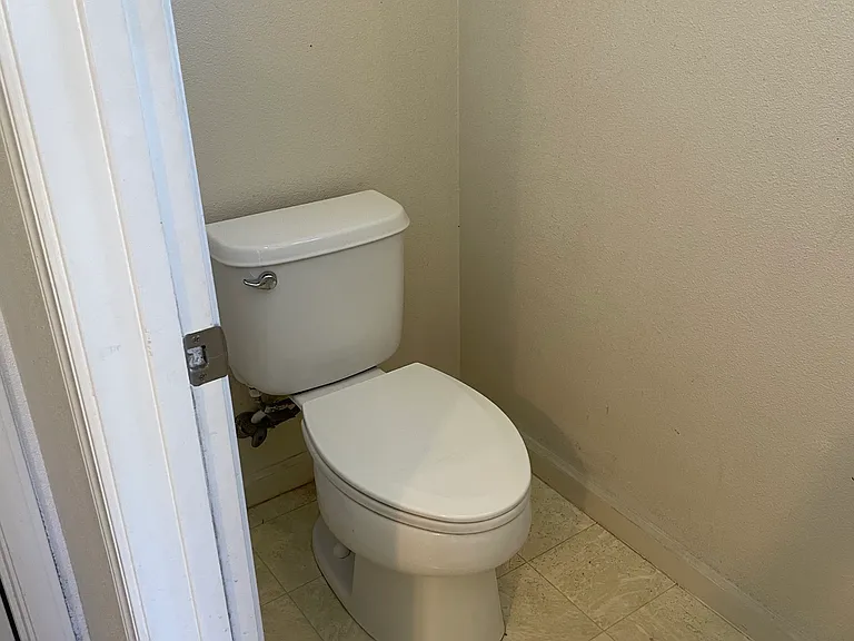 1136 Verona Way — Photo 43