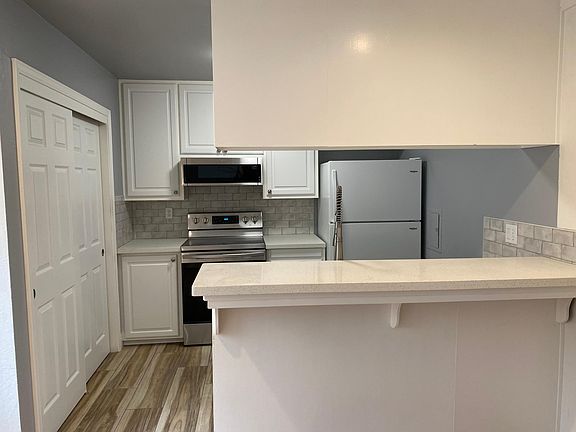 4th image of 443 E Latimer Ave APT 1