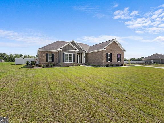 2nd image of 207 Bald Cypress Ct