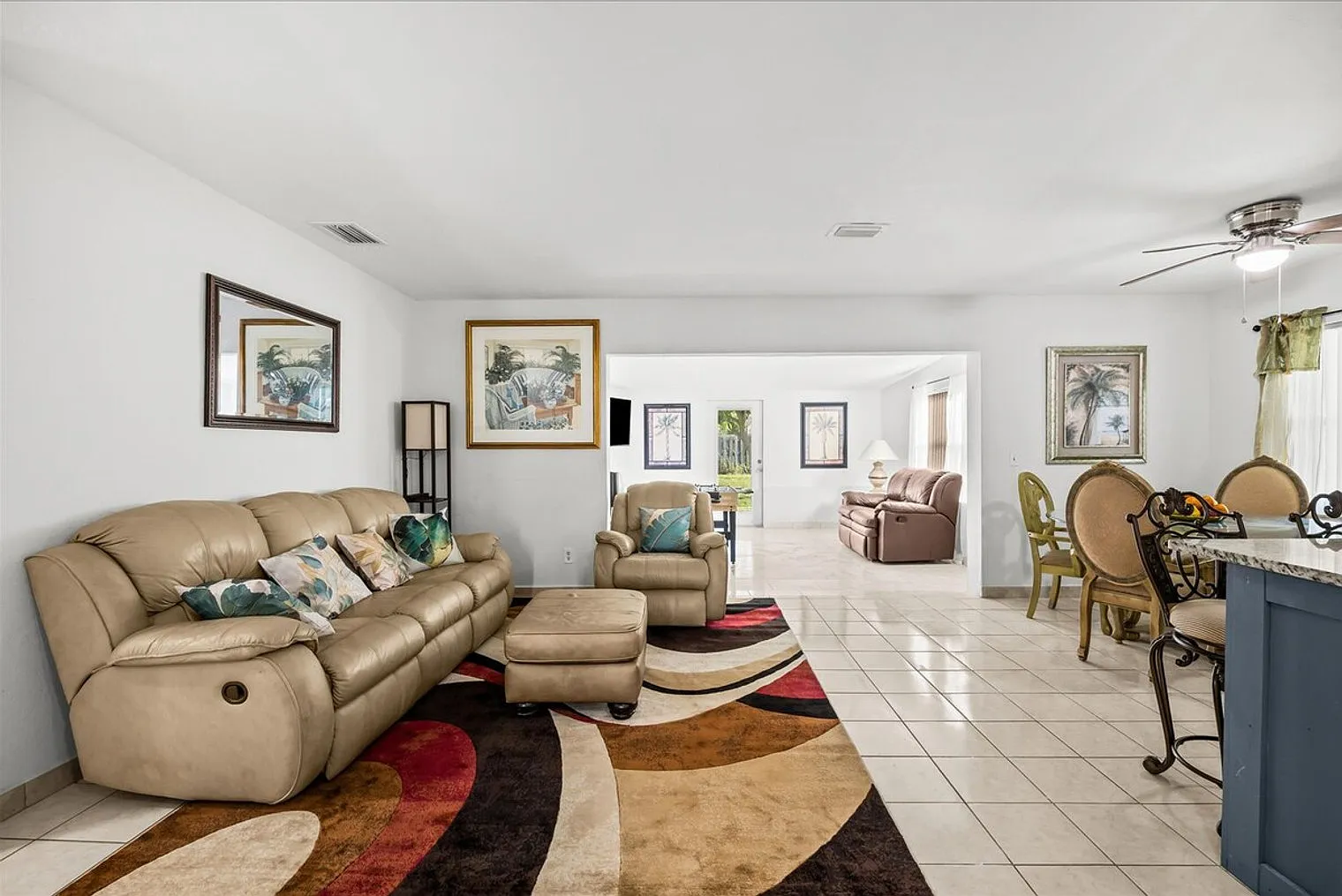 2 bed, 1.0 bath, $6,319 — Photo 2