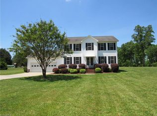 159 N Hazelwood Dr, Mocksville, NC 27028