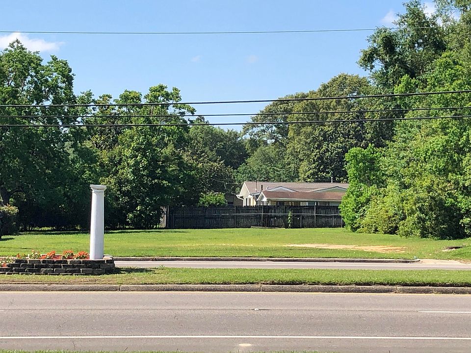 2nd image of 1322 Highway 43 N