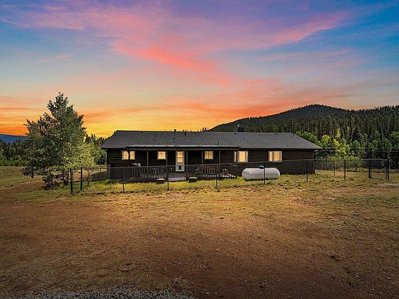 3rd image of 1567 Chippewa Rd