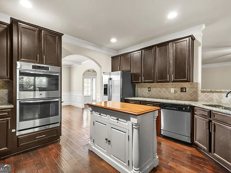 882 Nestling Dr — Photo 11