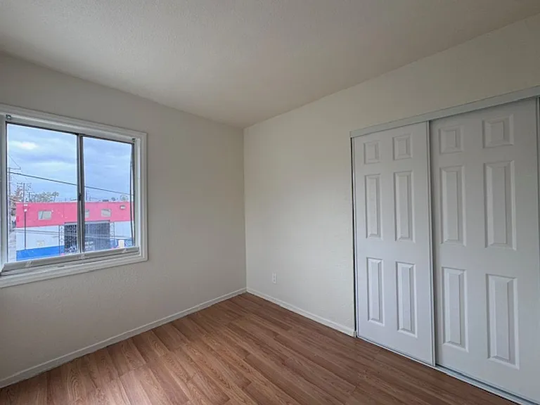 1561 W Pacific Coast Hwy — Photo 5