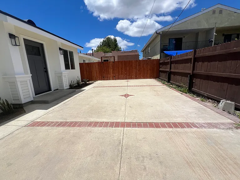 1440 Gundry Ave #A — Photo 23