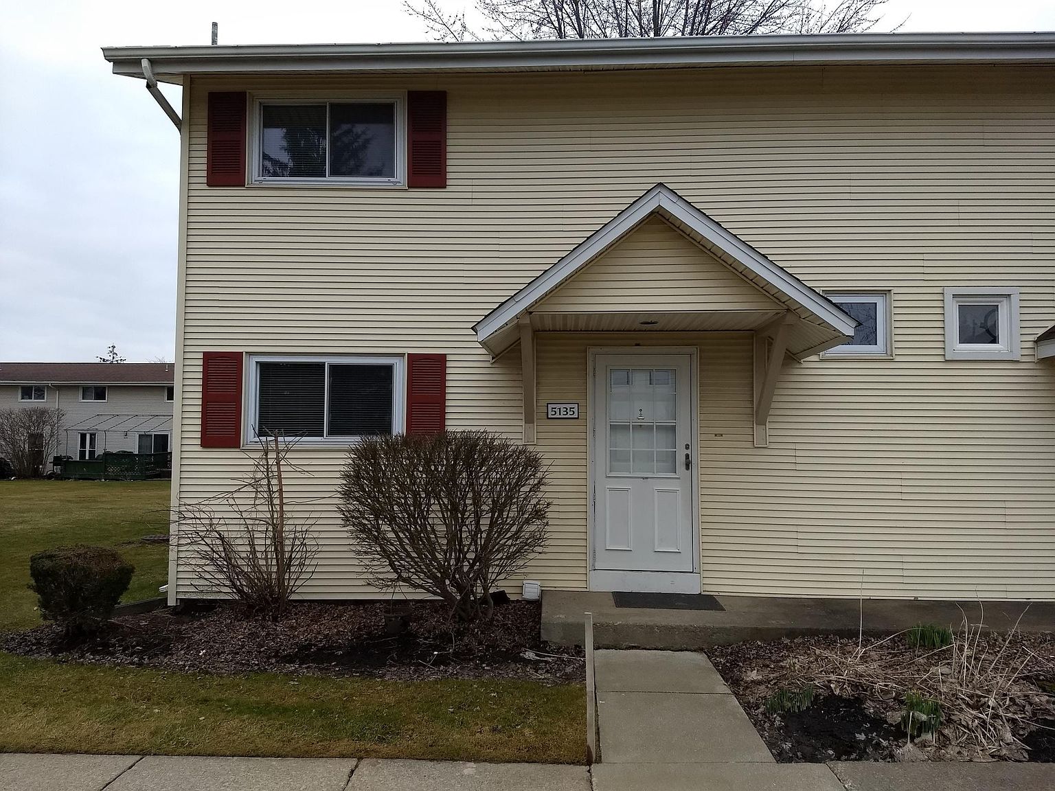 5135 Tuscarora Rd, Niagara Falls, NY 14304 Zillow