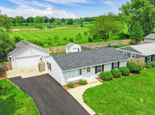 34W898 N James Dr, St Charles, IL