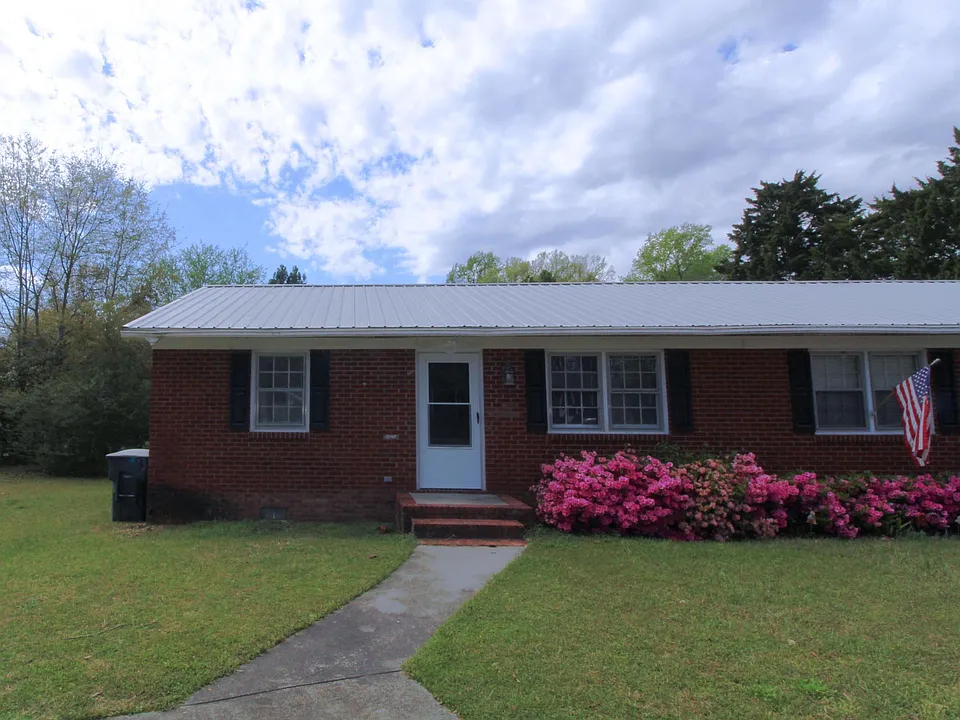 106 Foxberry Cir #B