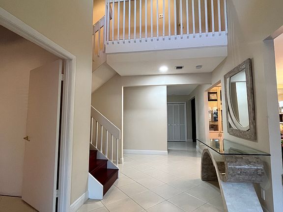 2nd image of 2527 Deer Creek Lakes Dr