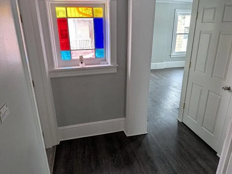 1612 Memorial Ave #2 — Photo 15