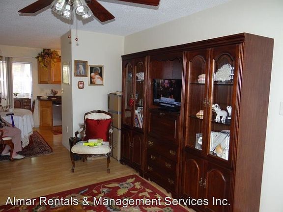 4th image of 4158 Tamiami Trl #K
