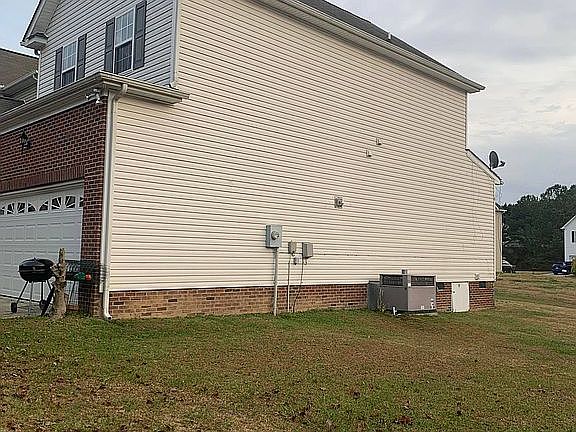 2nd image of 4204 Beacon Crest Way