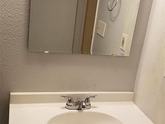 5th image of 14535 NE 32nd St APT F106