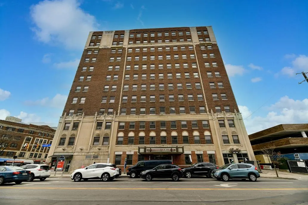Commodore Place — Photo 2
