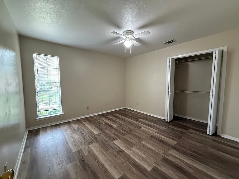 1001 Todd Ln — Photo 11