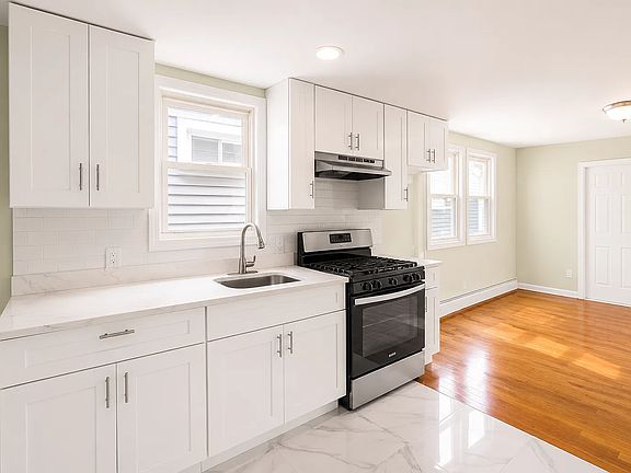 2nd image of 406 S 15th St #5C