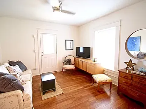 1 bed, 980 sqft, $1,160 — Photo 3