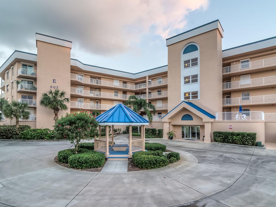 1st image of 605 Shorewood Dr Unit 208