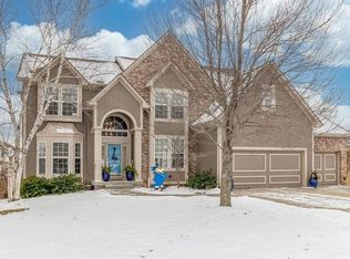 9112 N Stark Ct, Kansas City, MO 64157