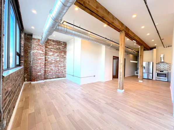 1410 Gratiot Ave #202, Detroit, MI 48207