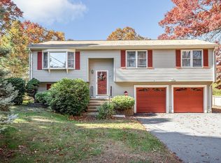 37 Roosevelt Rd, Wilmington, MA 01887