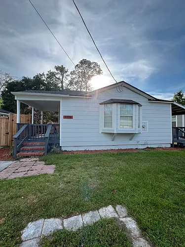 1178 Murray Dr Photo 1
