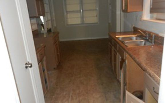 4th image of 3490 McKenzie St