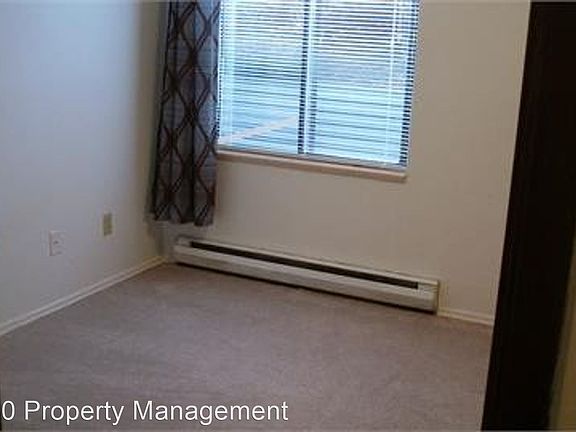 3rd image of 735 SE Ireland St APT 201