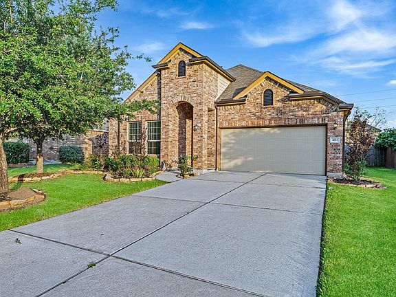 4th image of 4711 Western Brook Dr