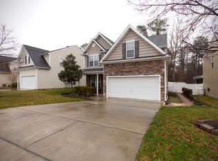 8020 Willowglen Dr, Raleigh, NC 27616