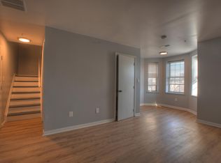 1900 Maryland Ave #302, Baltimore, MD 21218