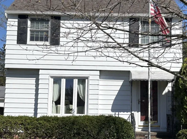 (undisclosed Address), Fairview Park, OH 44126