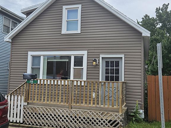 2nd image of 316 W 11th St