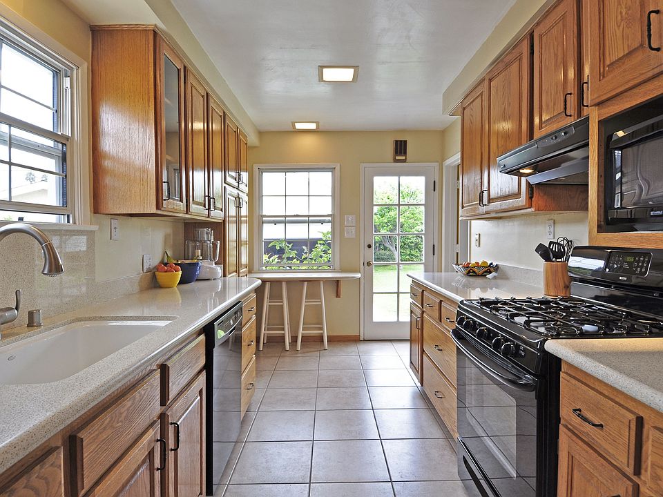 2nd image of 4713 Cathann St