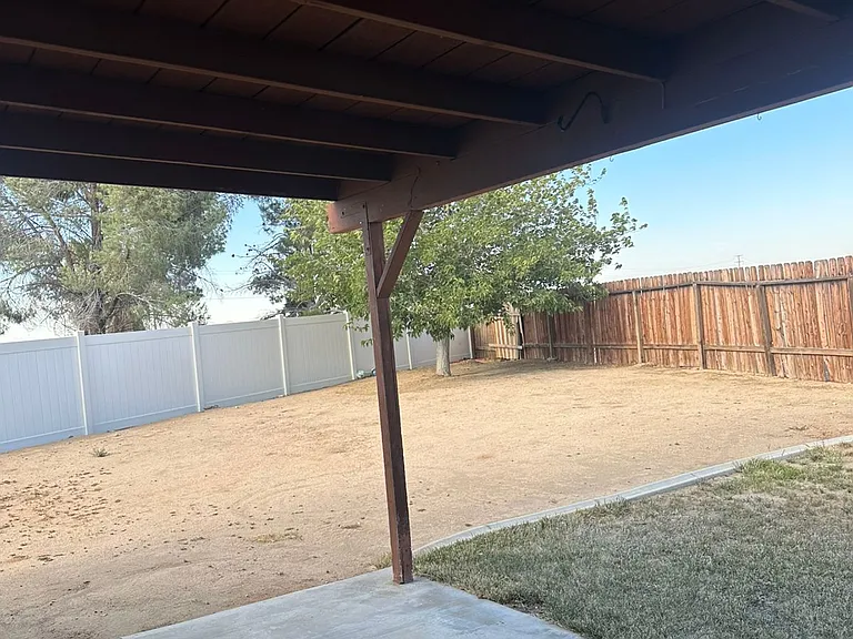 12221 Jason Ln — Photo 6