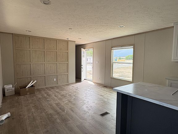 4th image of 1188 Los Tulipanes Dr SE
