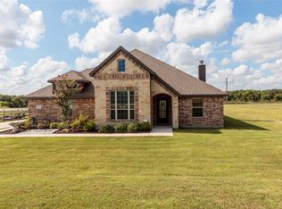 121 Heather Ln, Decatur, TX 76234