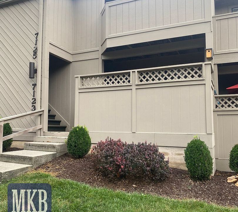 1st image of 7123 Pine Ct