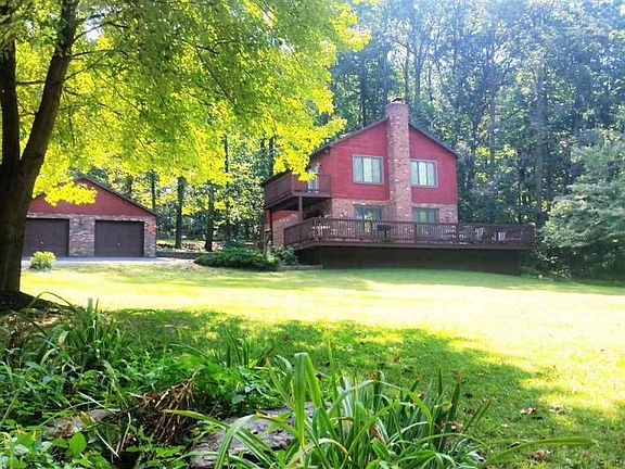 3rd image of 11939 Woodland Dr