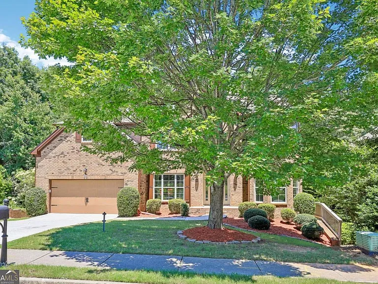 4105 Hastings Dr — Photo 4