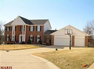 1615 Englebrook Ct, Ballwin, MO