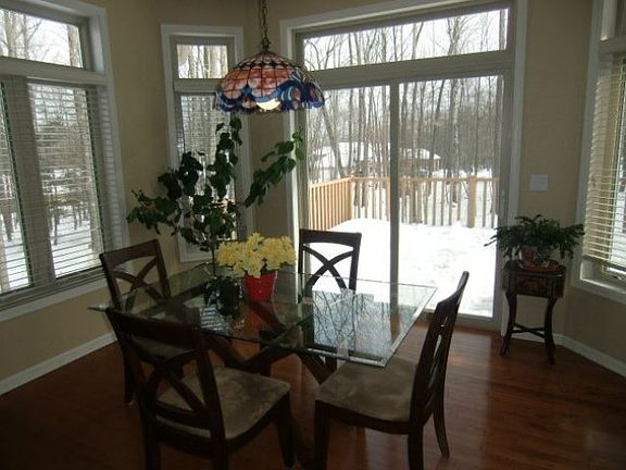 5th image of 226428 Kingbird Ave