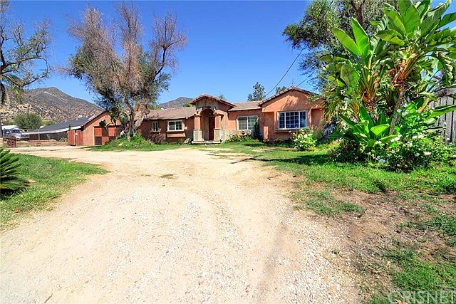 1st image of 13730 Glenoaks Blvd