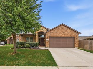 2432 Half Moon Bay Ln, Fort Worth, TX 76177