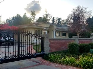 20610 Wells Dr, Woodland Hills, CA 91364