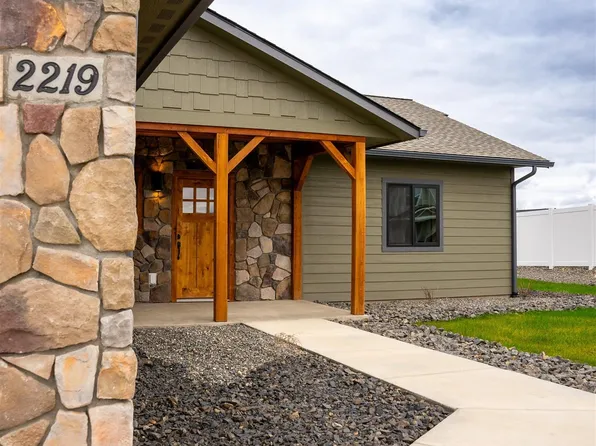 2219 Powers Dr, Lewiston, ID 83501
